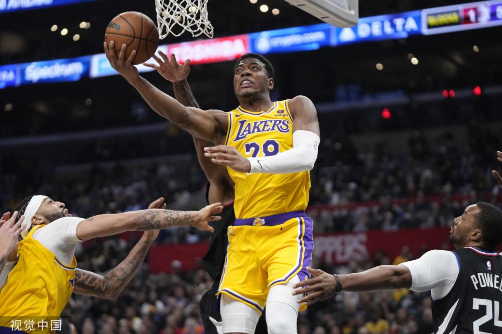 的强劲表现 的强劲表现