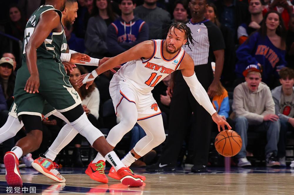 他在防守端 他在防守端