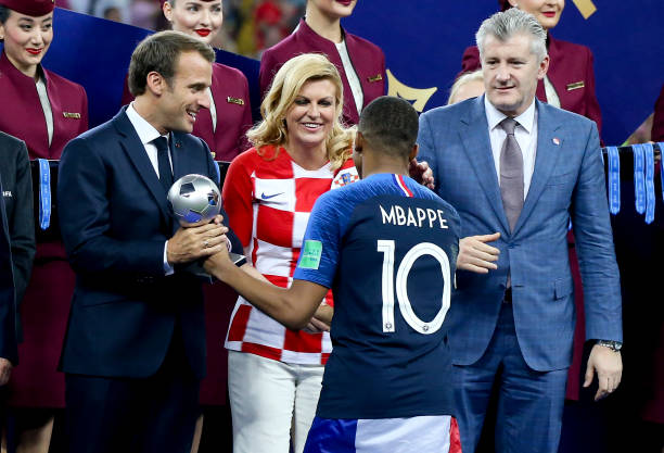 二者相辅相 二者相辅相