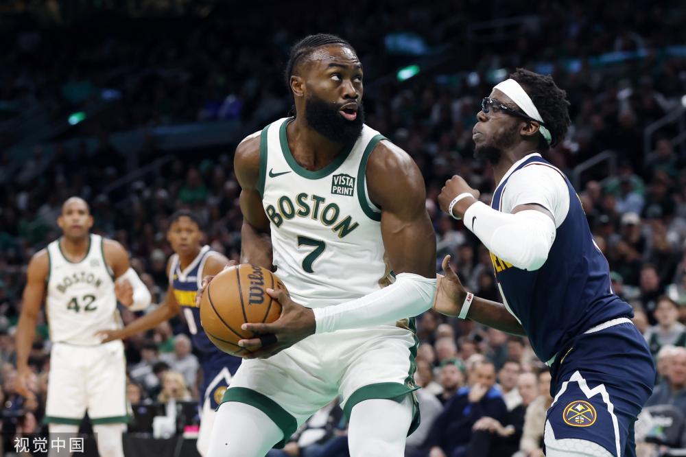 做出反應 做出反應